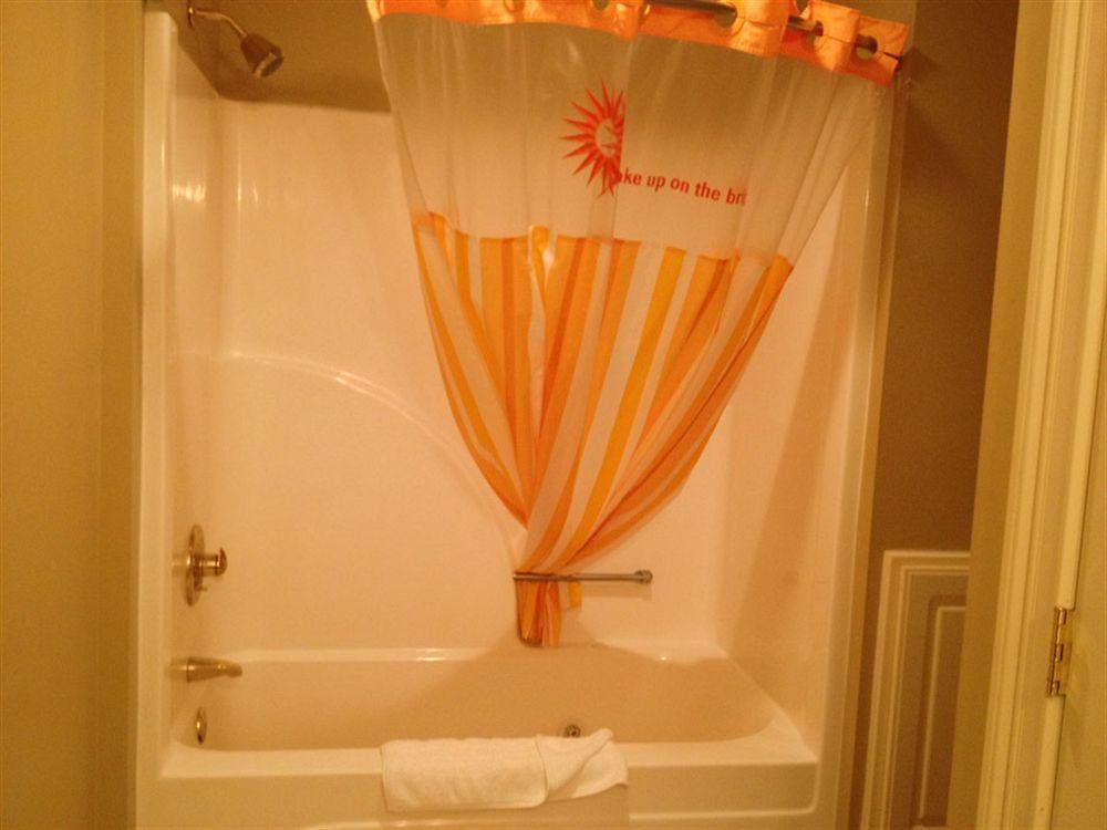 Winton Inn & Suites Barnwell Екстериор снимка