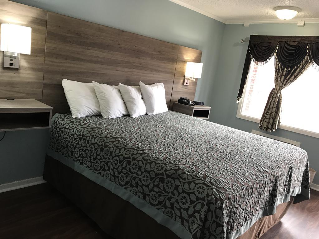 Winton Inn & Suites Barnwell Екстериор снимка