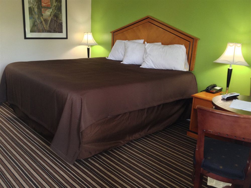 Winton Inn & Suites Barnwell Екстериор снимка