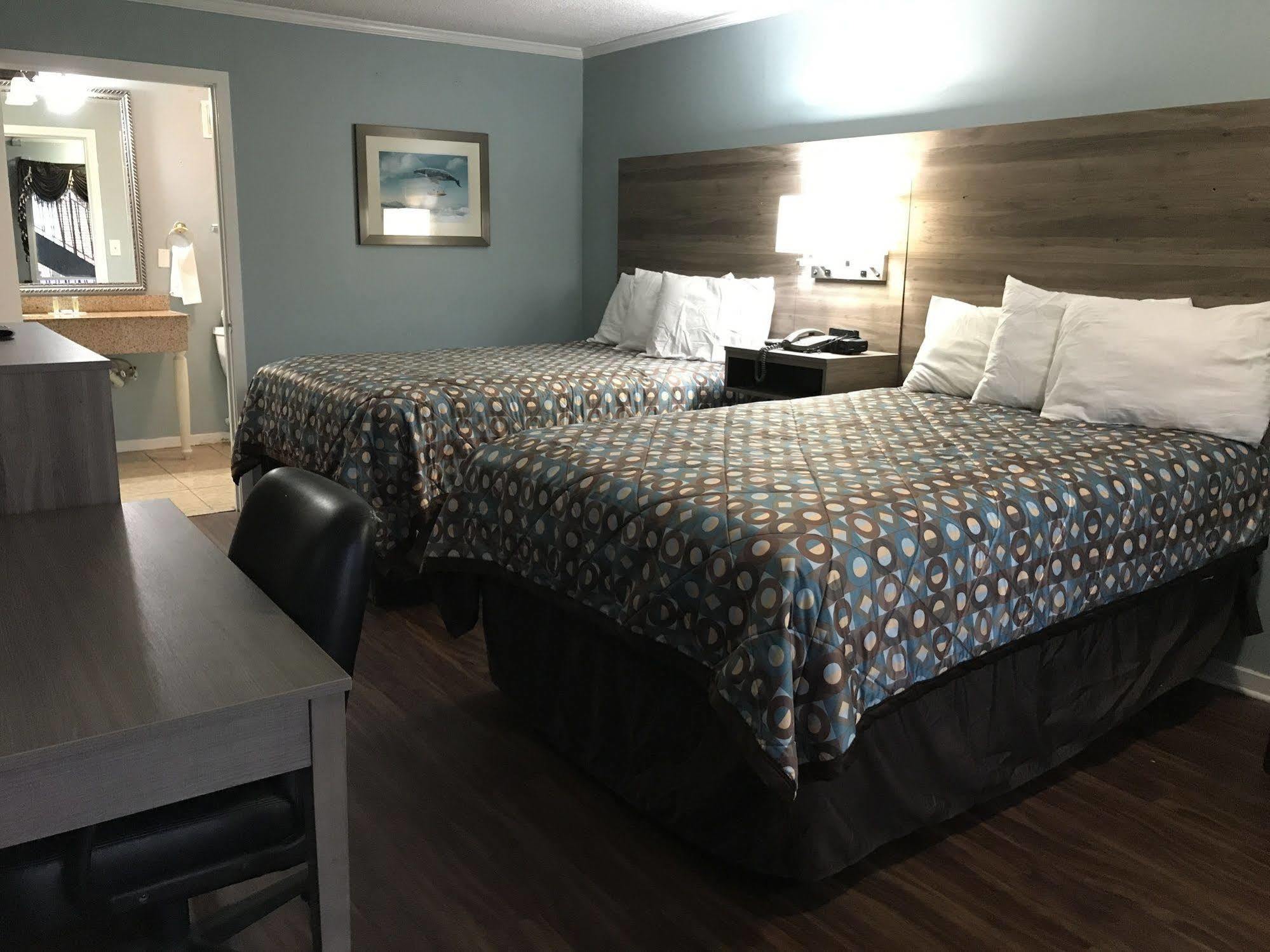 Winton Inn & Suites Barnwell Екстериор снимка